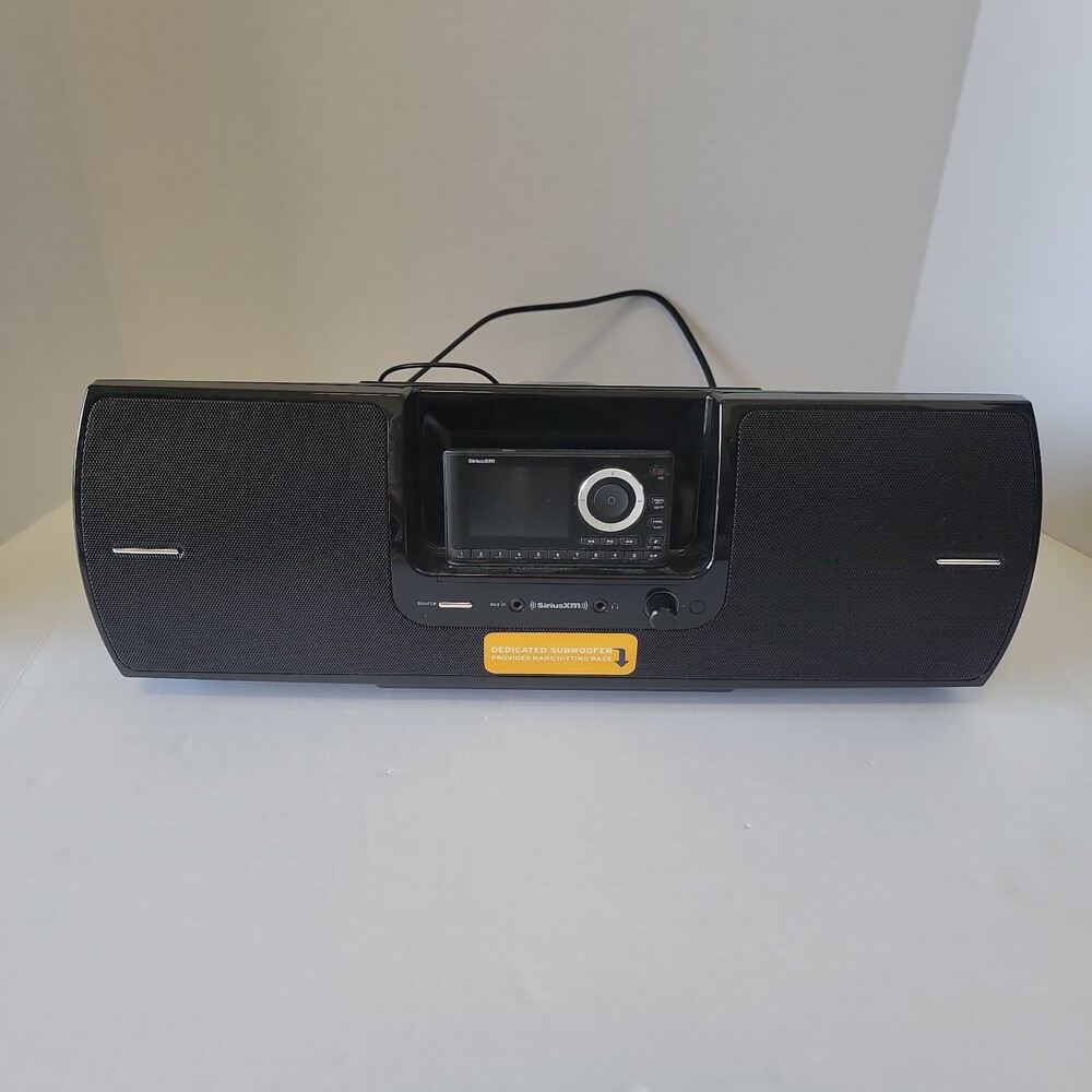 SiriusXM Portable Speaker Dock SXSD2 with Onyx Radio Receiver XDNX1 Black